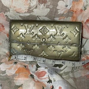 Green Louis Vuitton wallet